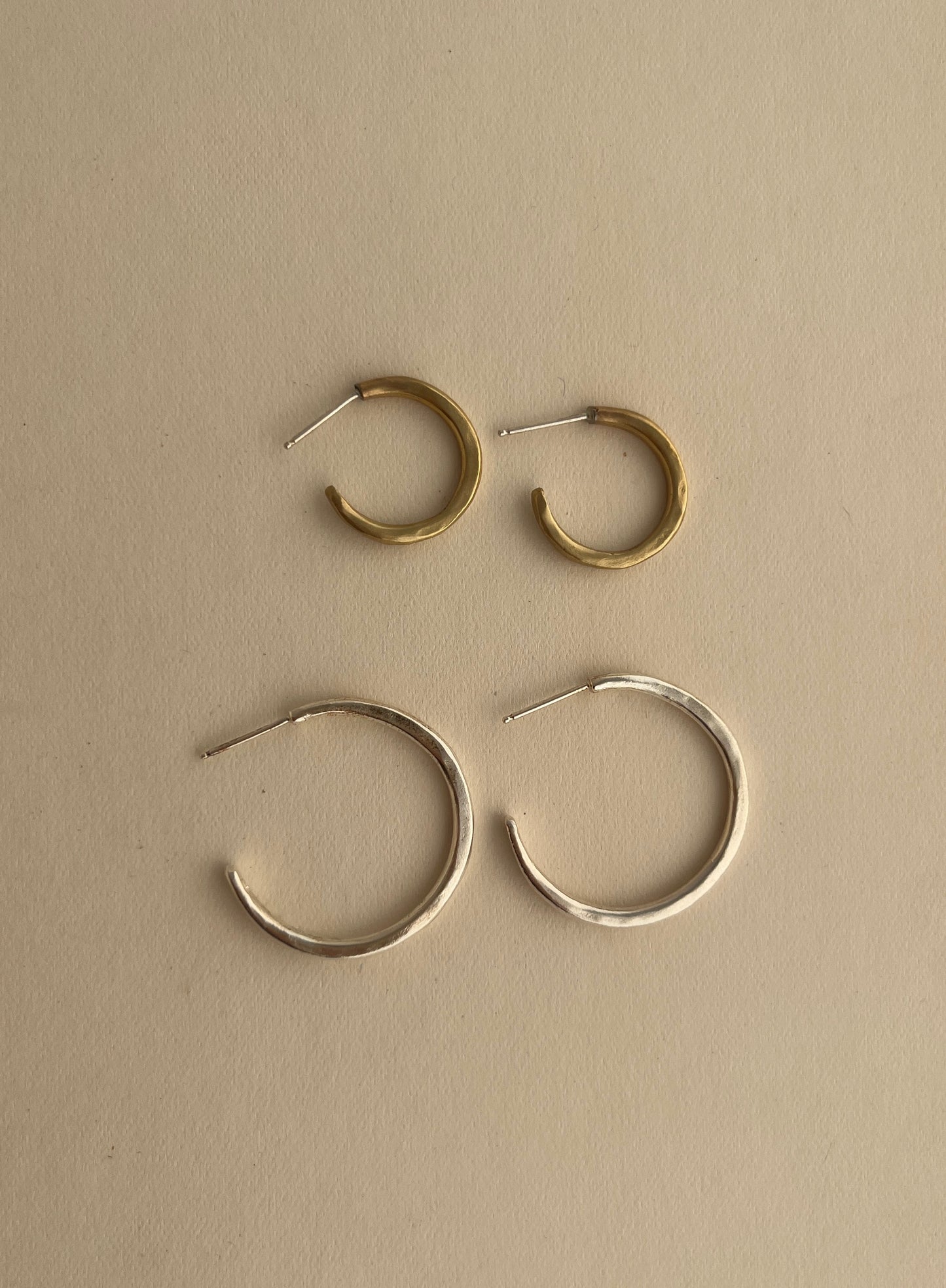 Oro Hoop Earrings