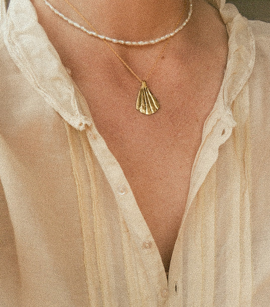 Mar Pendant Necklace