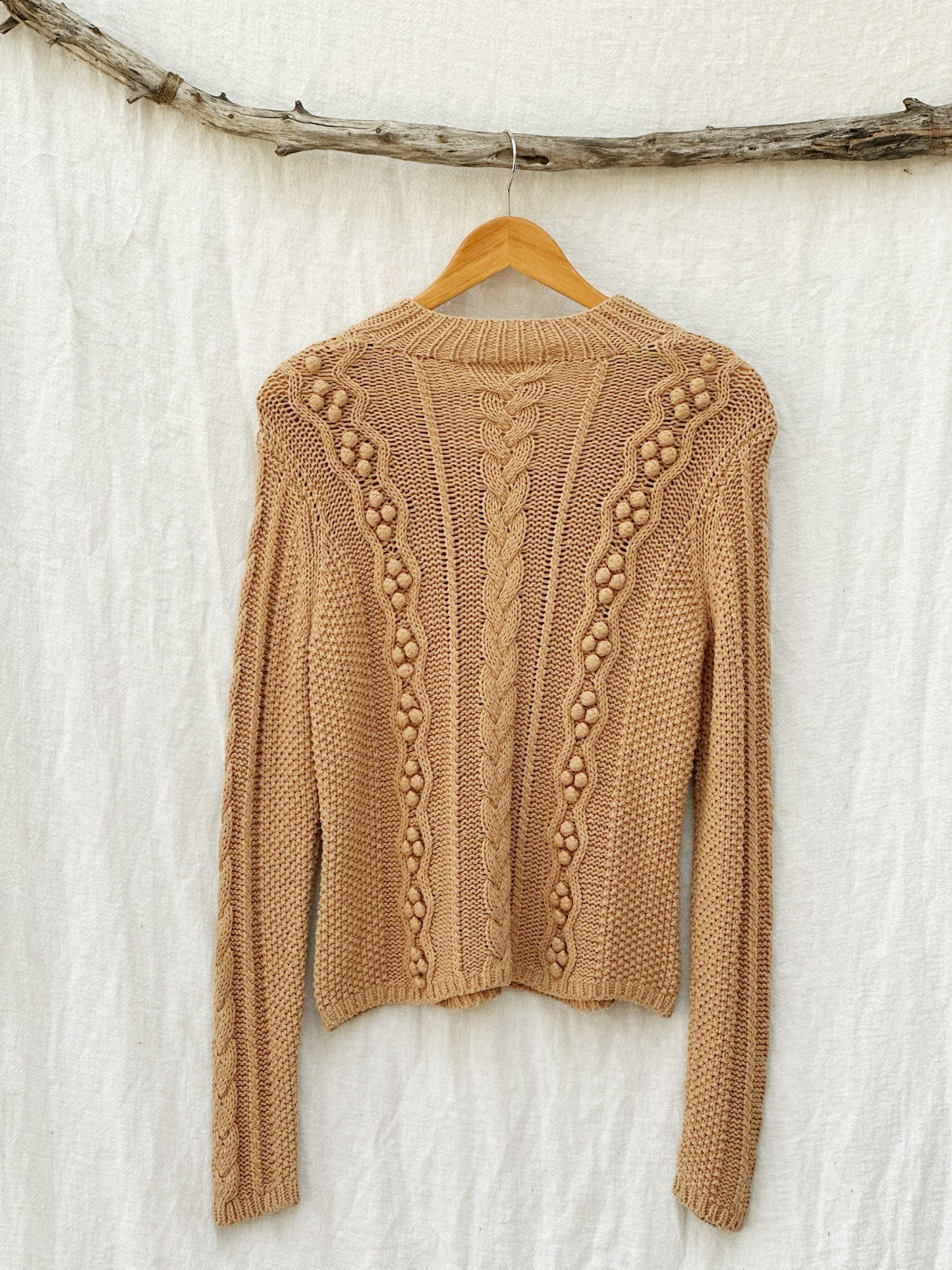 Vintage Cable Knot V-neck Sweater