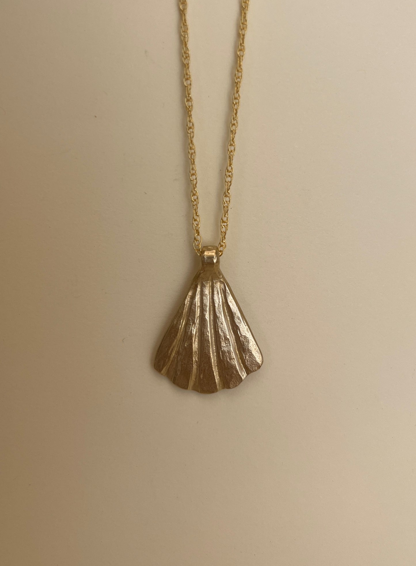 Mar Pendant Necklace