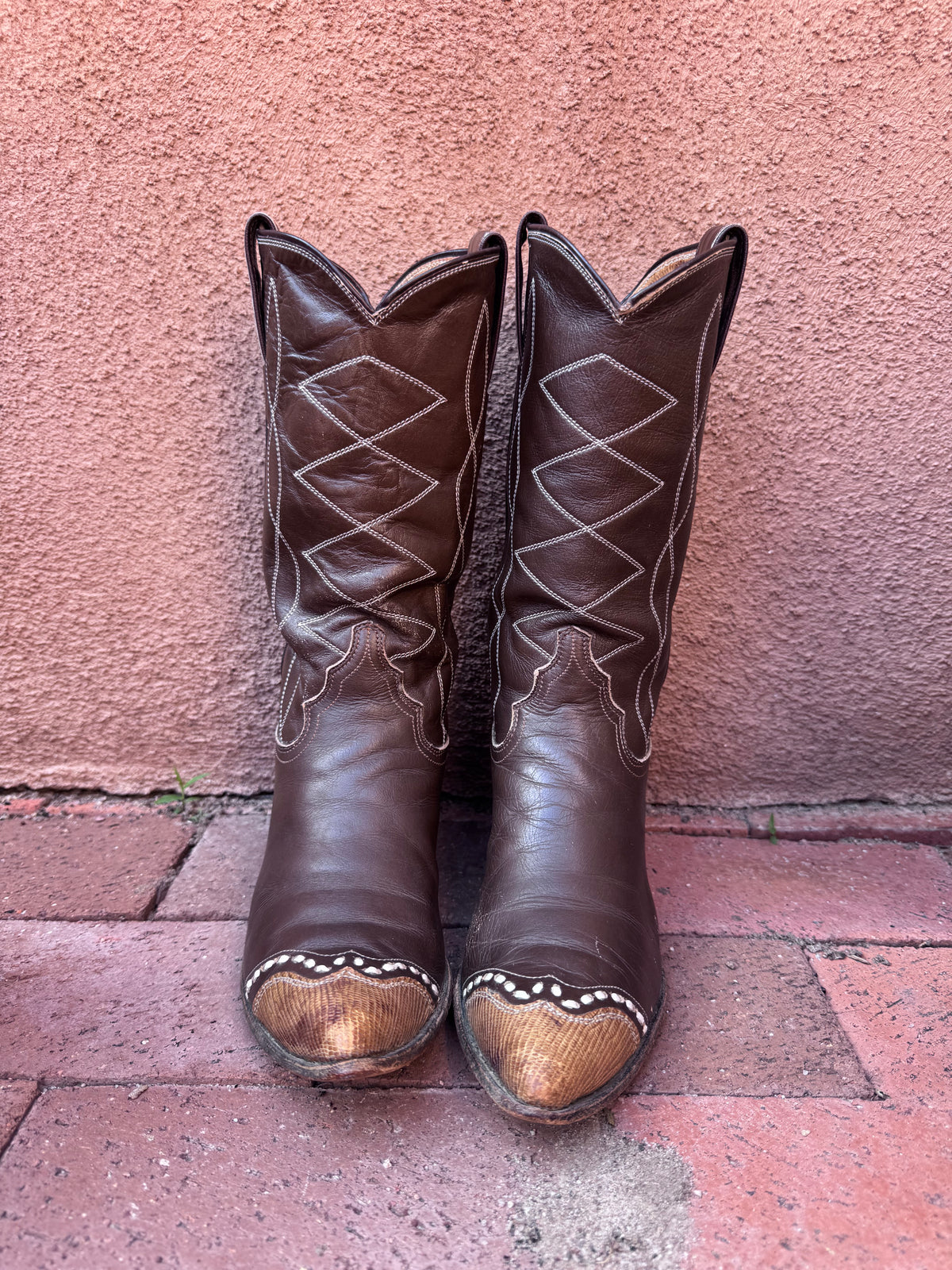 Vintage Chocolate Brown Boots with Lizard Toe