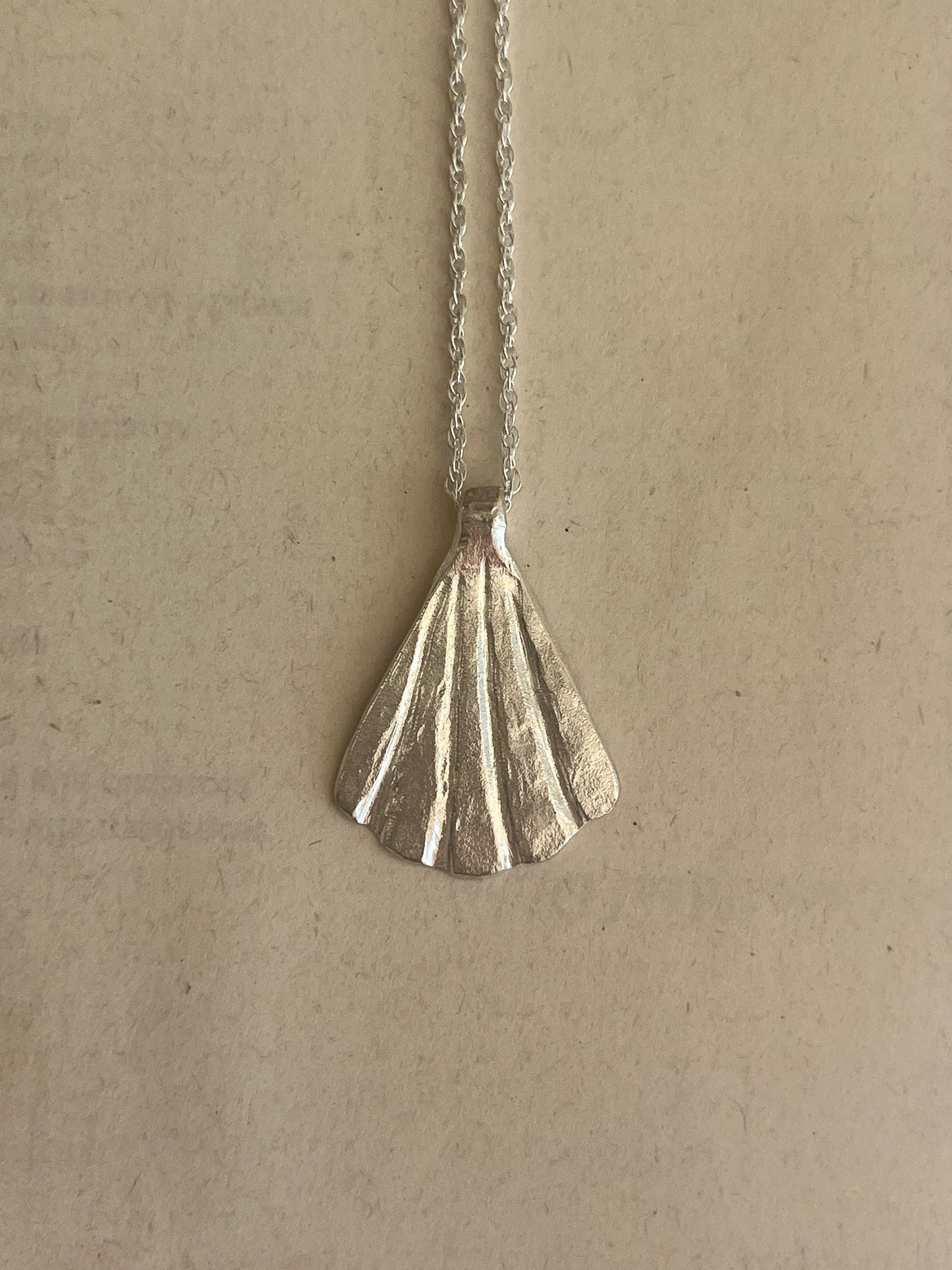Mar Pendant Necklace