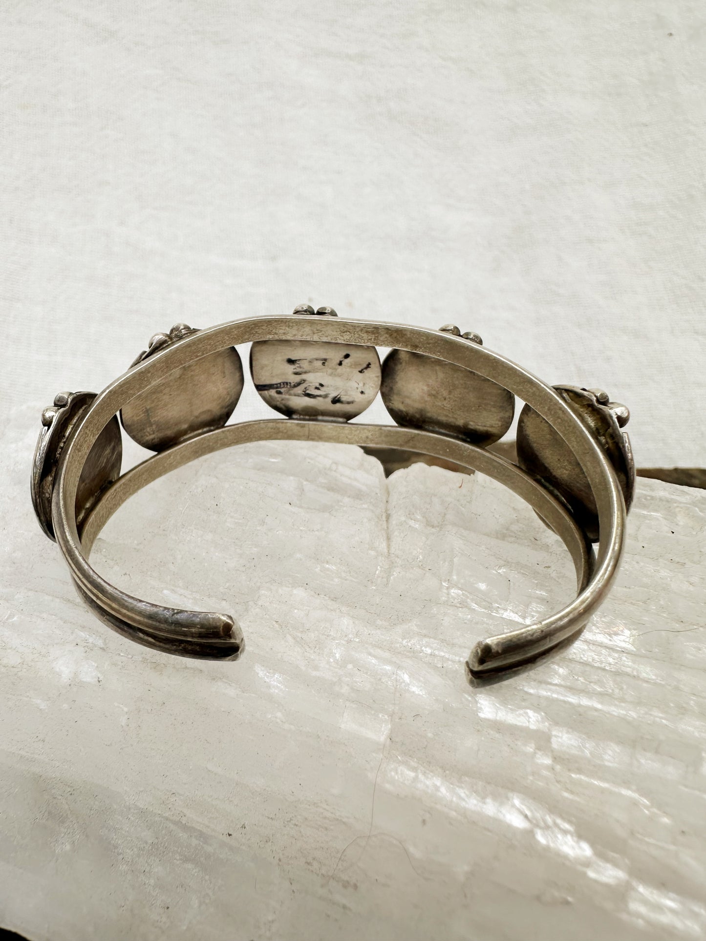 Vintage Native American Mother of Pearl Cuff