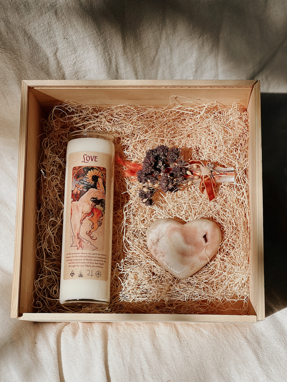 Love in Bloom Gift Box