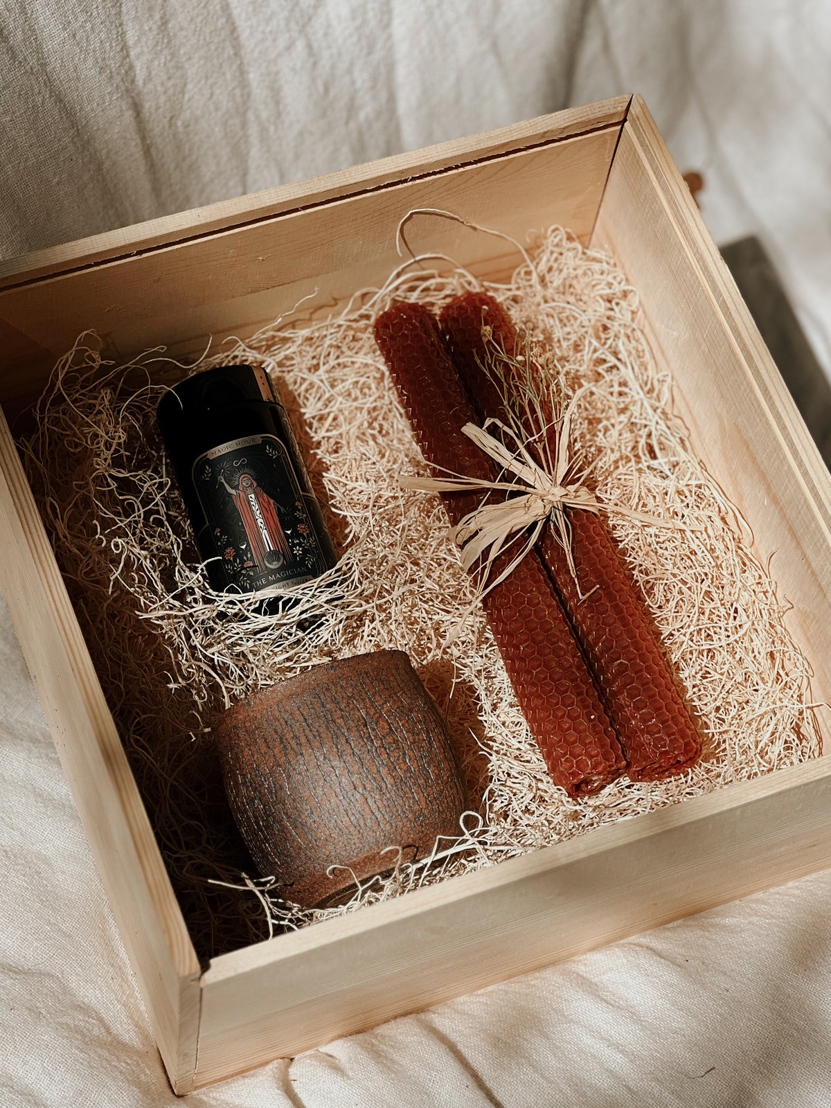 The Golden Tea Hour Gift Box