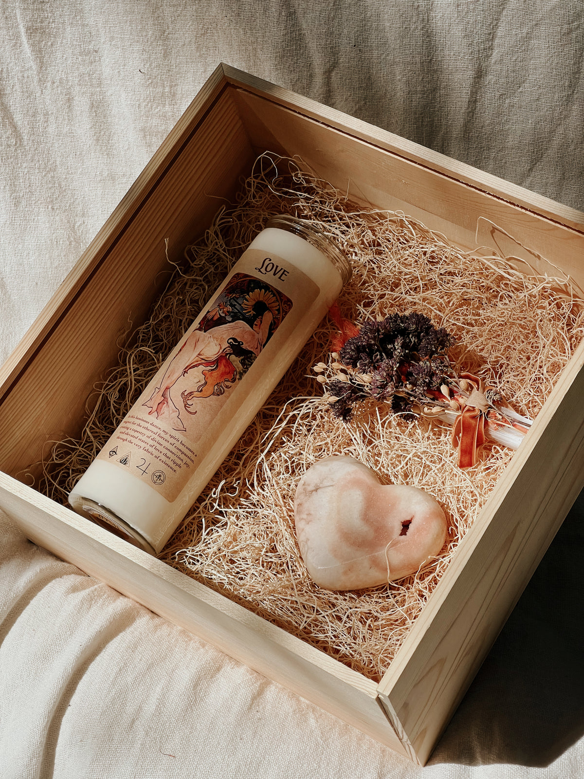 Love in Bloom Gift Box